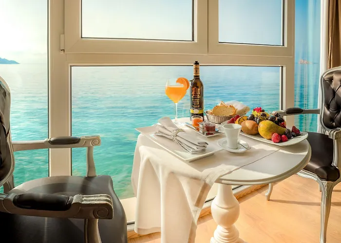 Boutique Venecia 5* Μπένιντορμ
